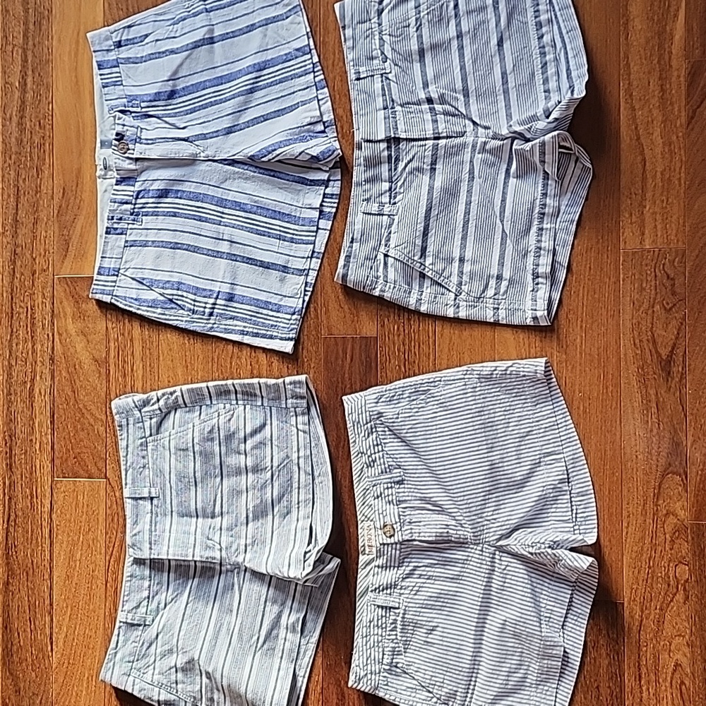 Women's Striped Shorts GAP Khakis / Old Navy / Merona / Size 6